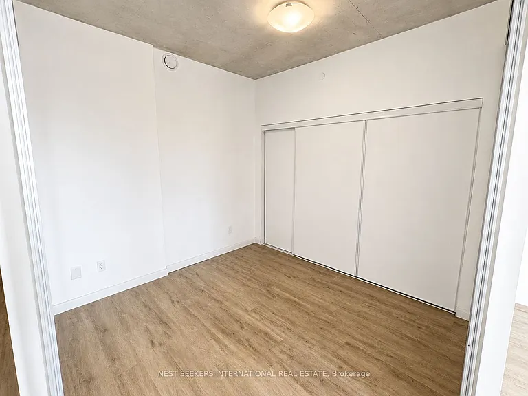 7 Erie Ave #307 — Photo 10
