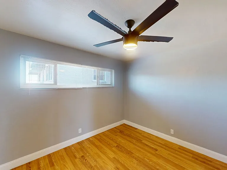 845 Macarthur Blvd — Photo 11