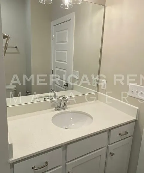 240 Avalon Way — Photo 14