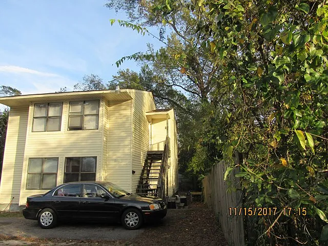 Building Photo 3