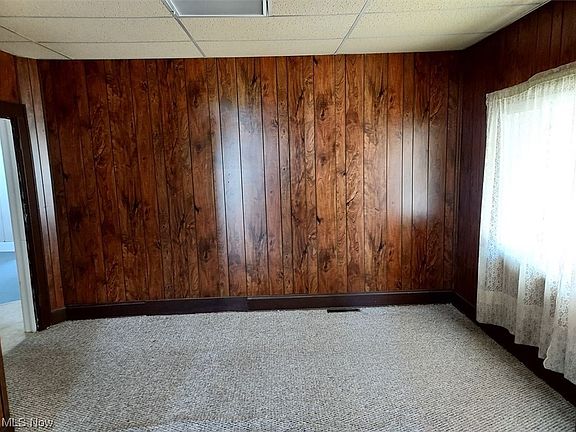 4th image of 842 Fairview Ave
