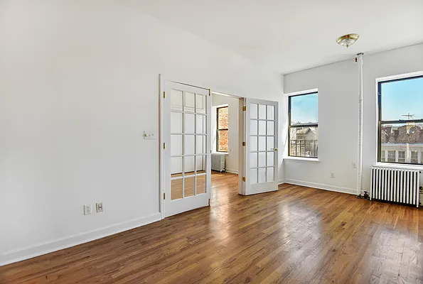 Rented by Compass | media 14