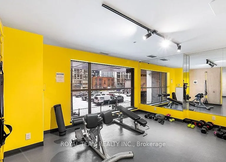 39 Brant St #815 — Photo 24