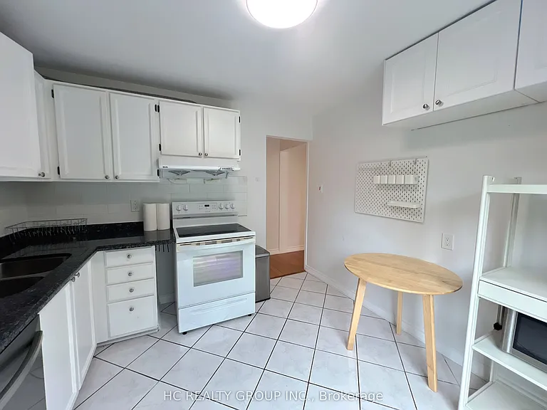 2061 Bridletowne Cir #44 — Photo 9