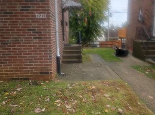 15057 London Rd, Philadelphia, PA 19116