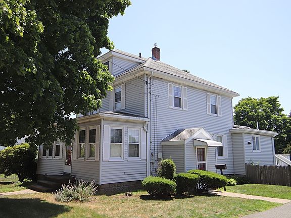 2nd image of 116 Main St