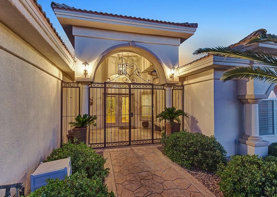 1st image of 6720 Desert Canyon Dr