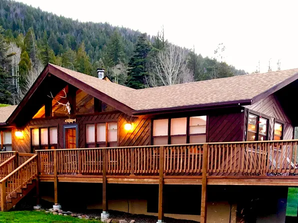 446 S Meadow Rd, La Veta, CO 81055