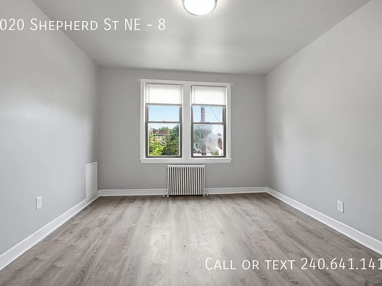 2020 Shepherd St NE #8 — Photo 7