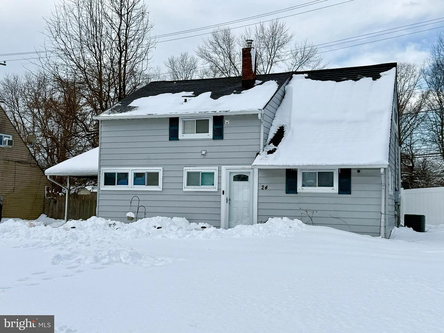 24 Roundwood Ln photo 1