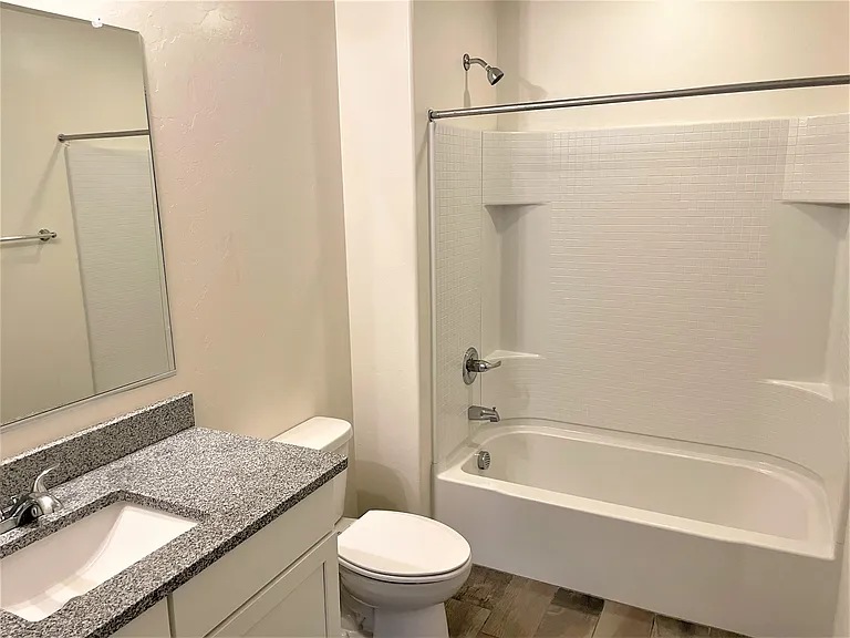 9450 N Andrina Dr — Photo 26