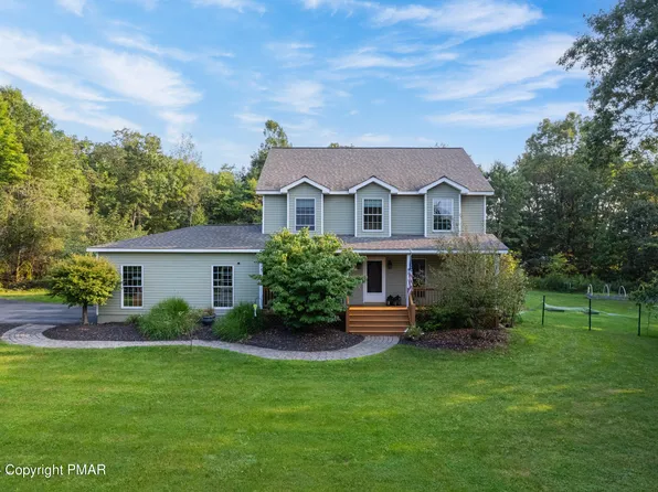 8614 Marjorie Ln, Stroudsburg, PA 18360
