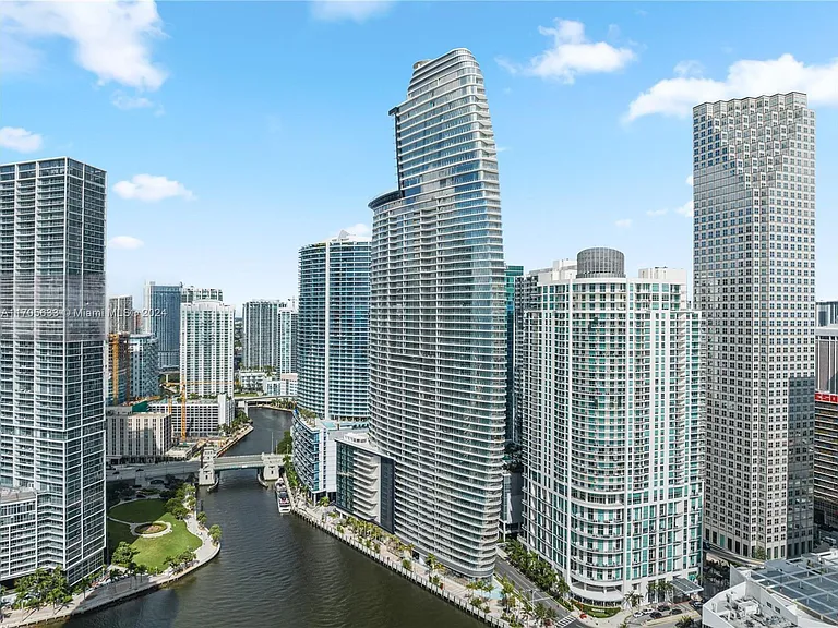 300 S Biscayne Blvd #4509 — Photo 18