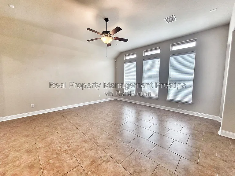 4820 Piares Ln — Photo 13