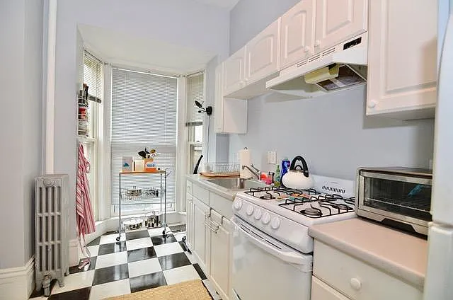 11 Hanson St #2A — Photo 5