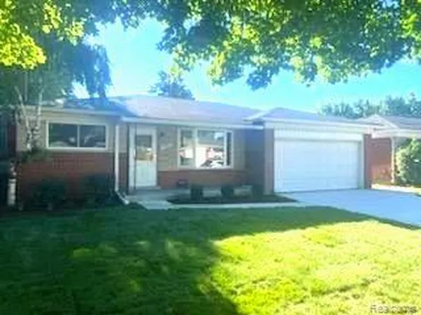 30806 Ridgefield Ave, Warren, MI 48088