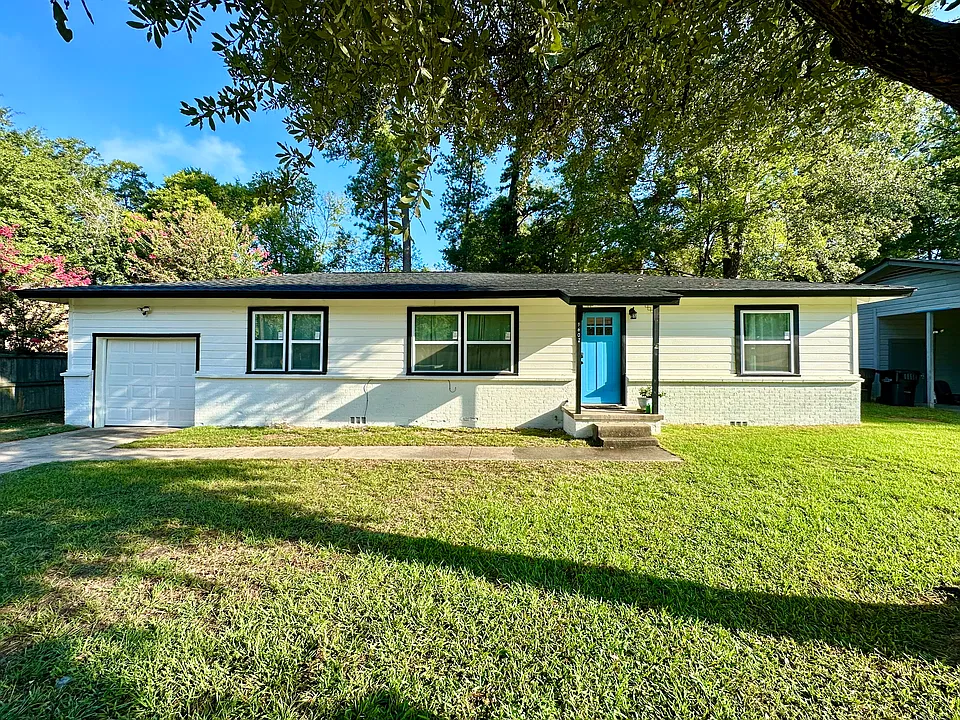 1407 Ruth Dr