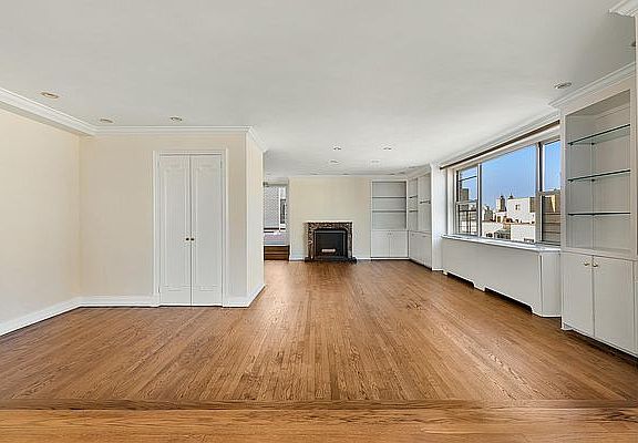 5th image of 8 E 83rd St #A