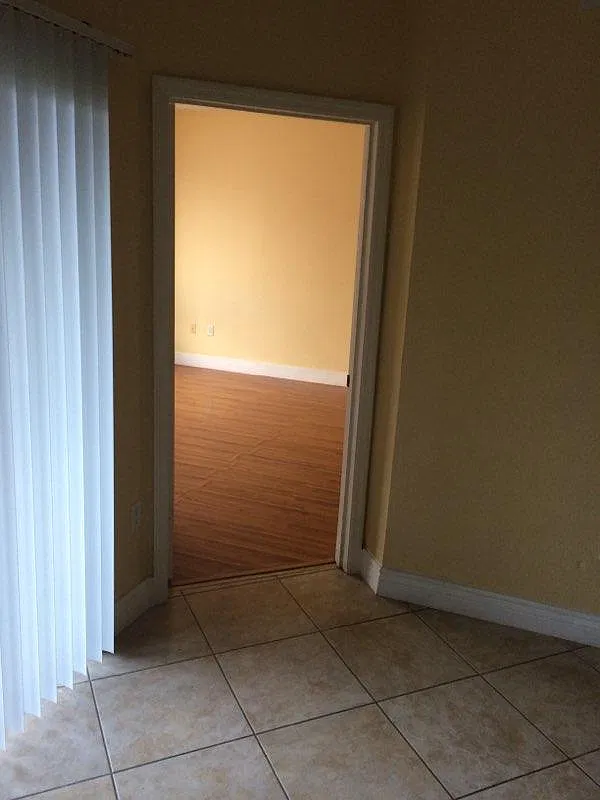 2 bed, 950 sqft, $1,595 — Photo 4
