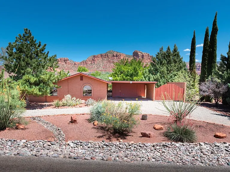 625 Deer Pass Dr — Photo 2