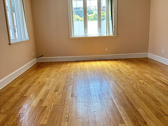 4th image of 246-08 60th Ave Floor 1