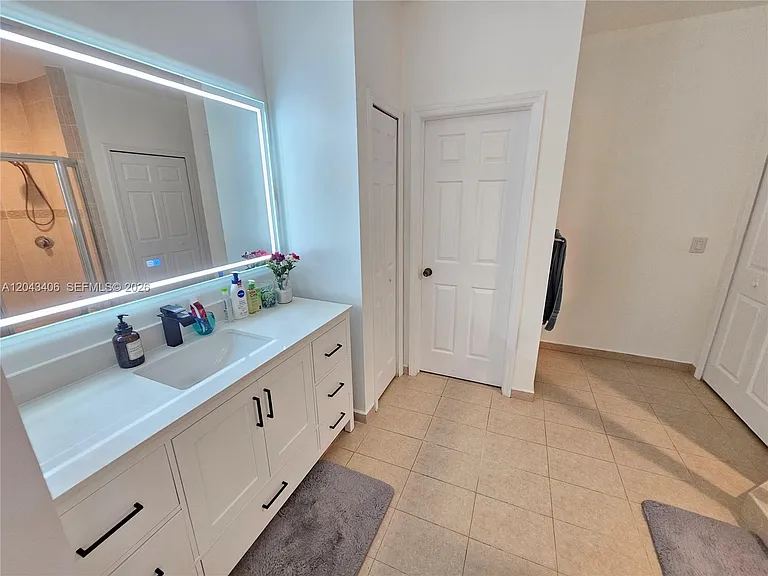 15561 SW 31st Ln — Photo 28