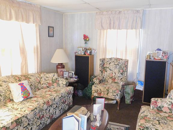 3rd image of 4341 Winthrop Ave