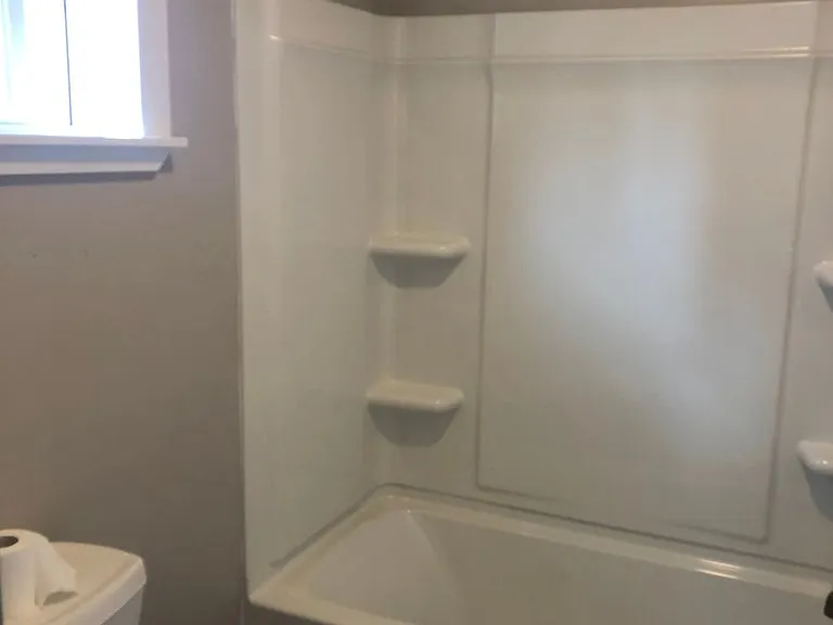 515 Hazel St — Photo 2