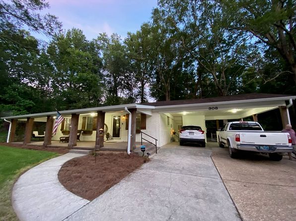 308 Farley Ln