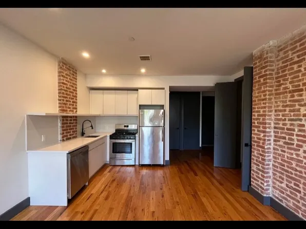 566 Communipaw Ave #303, Jersey City, NJ 07304