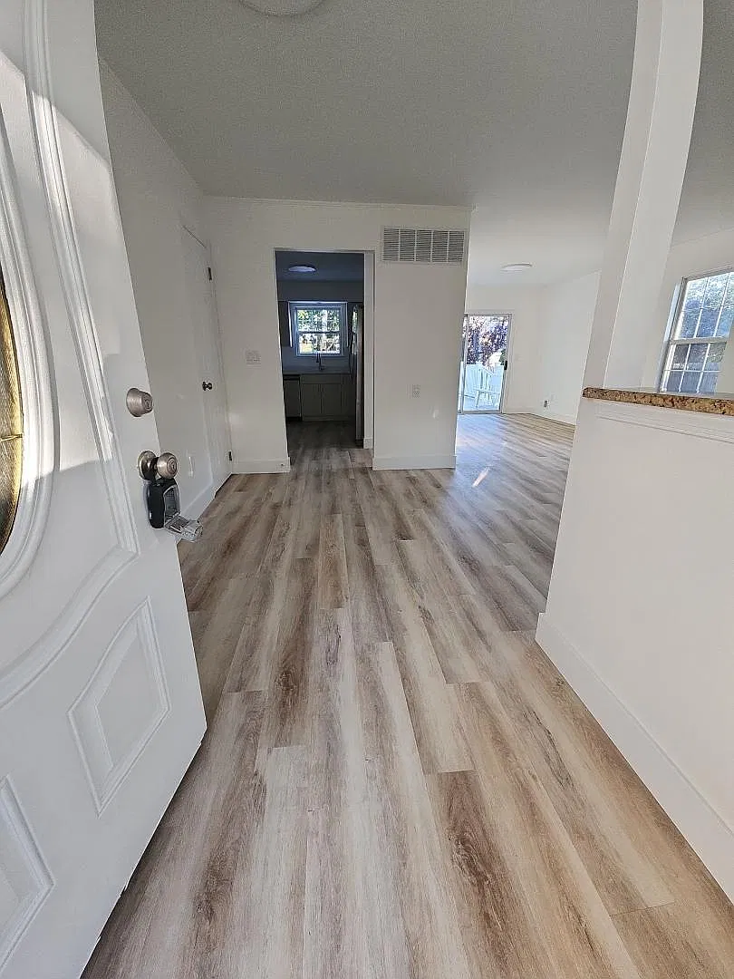 1 Sunnydale Ct — Photo 2