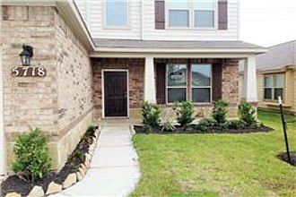 2nd image of 5718 Casa Martin Dr