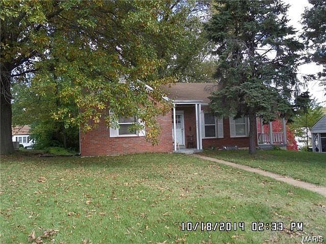 1st image of 2437 Petrova Ave