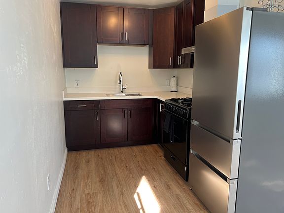 2nd image of 2319 Grand Ave #A