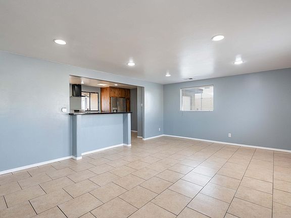 4th image of 1528 55th St NW