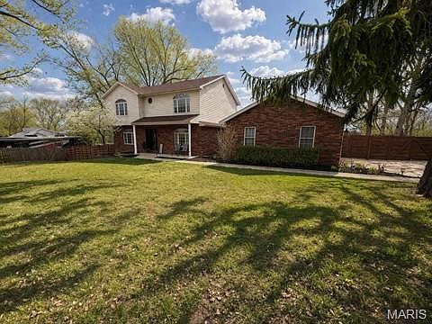 1st image of 17065 Lemming Ln