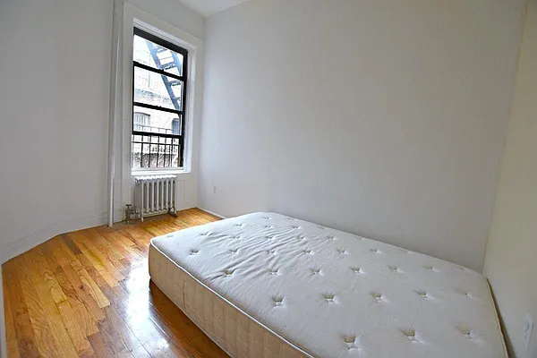 Rented by Bold New York | media 11