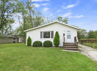 130 N Rebecca St, Glenwood, IL