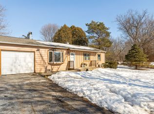 9390 Linder Ave, Crystal Lake, IL 60014