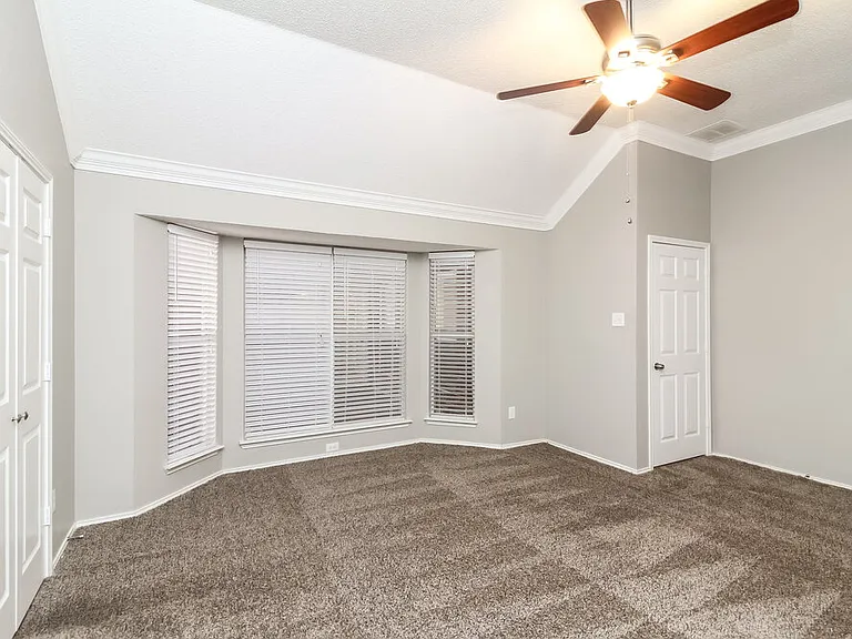 2338 Liles Ln — Photo 6