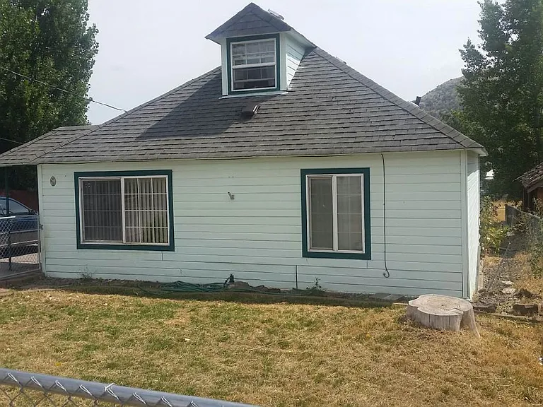 4640 Balsam Dr — Photo 2
