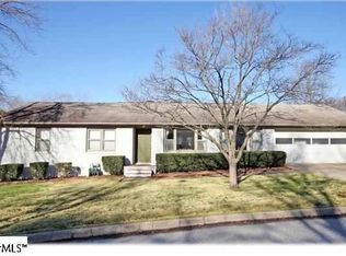 9 Blackenridge Dr, Taylors, SC 29687