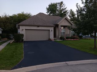 550 Bunker Hill Ct, Mundelein, IL
