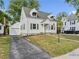 420 1st St, Findlay, OH 45840