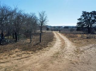 5633 Tenney Creek Rd, Luling, TX 78648