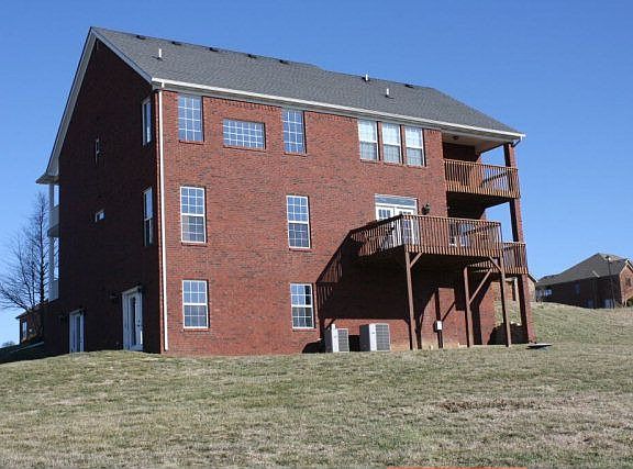 3rd image of 167 Gleneagles Blvd