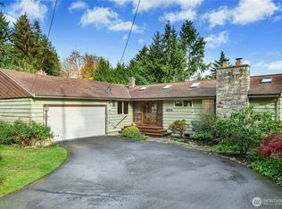 16730 32nd Pl NE, Lake Forest Park, WA