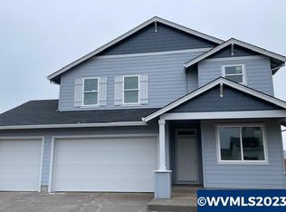 1339 Echo Valley Dr, Junction City, OR 97448