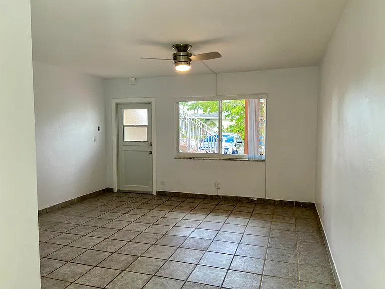 2909 Middle River Dr #105 — Photo 4