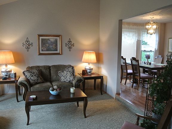 2nd image of 7223 Bonnieville Pl SE